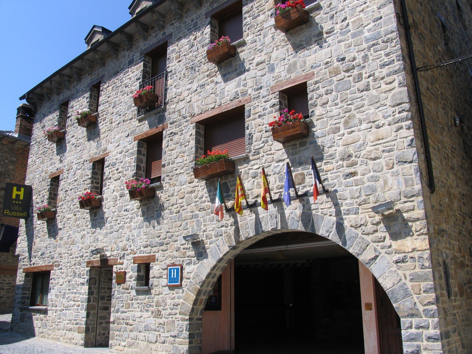 Hotel Villa Russell (Torla-Ordesa)